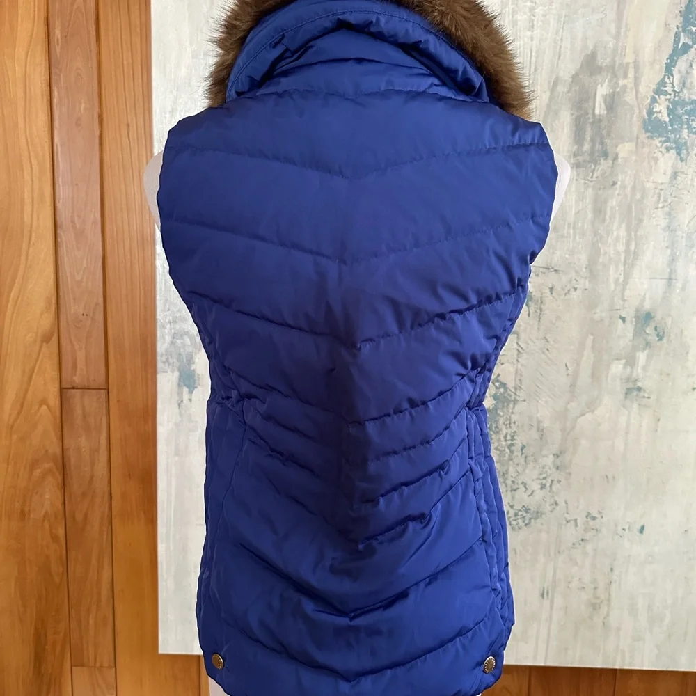 Talbots Petite Down Faux Fur Trim Vest Women’s Small P. Bluish Purple! C…